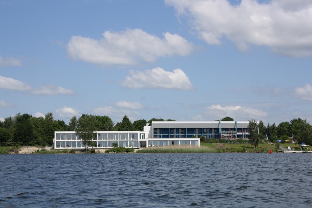 Strandhotel Senftenberger See Exterior foto